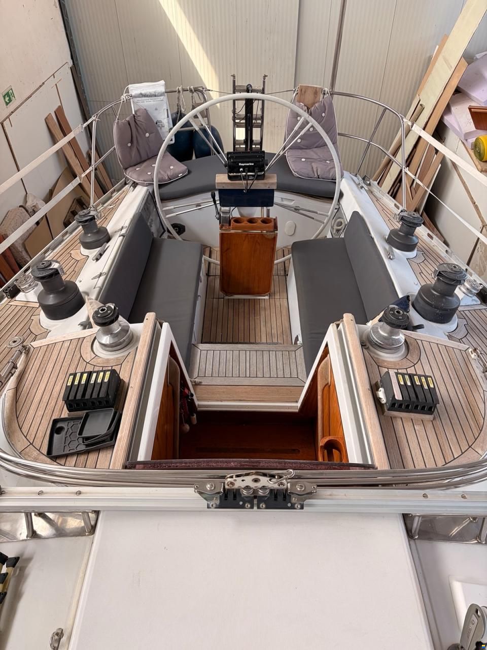 Beneteau First 42