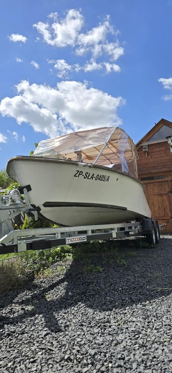 Classic Vintage Style Custom Motorboat