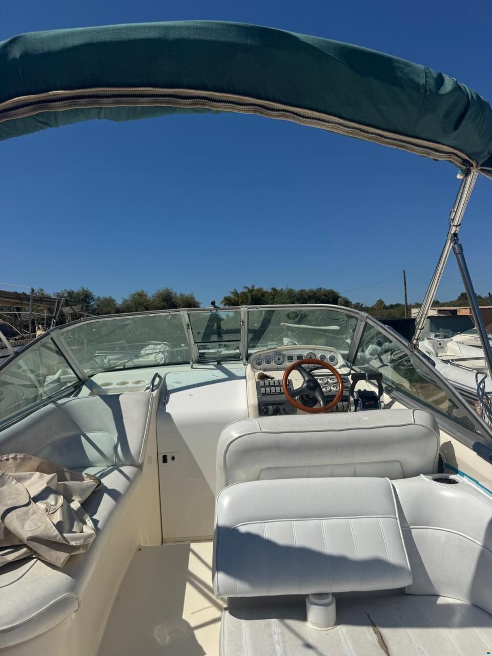 Sea Ray 270 Sundancer