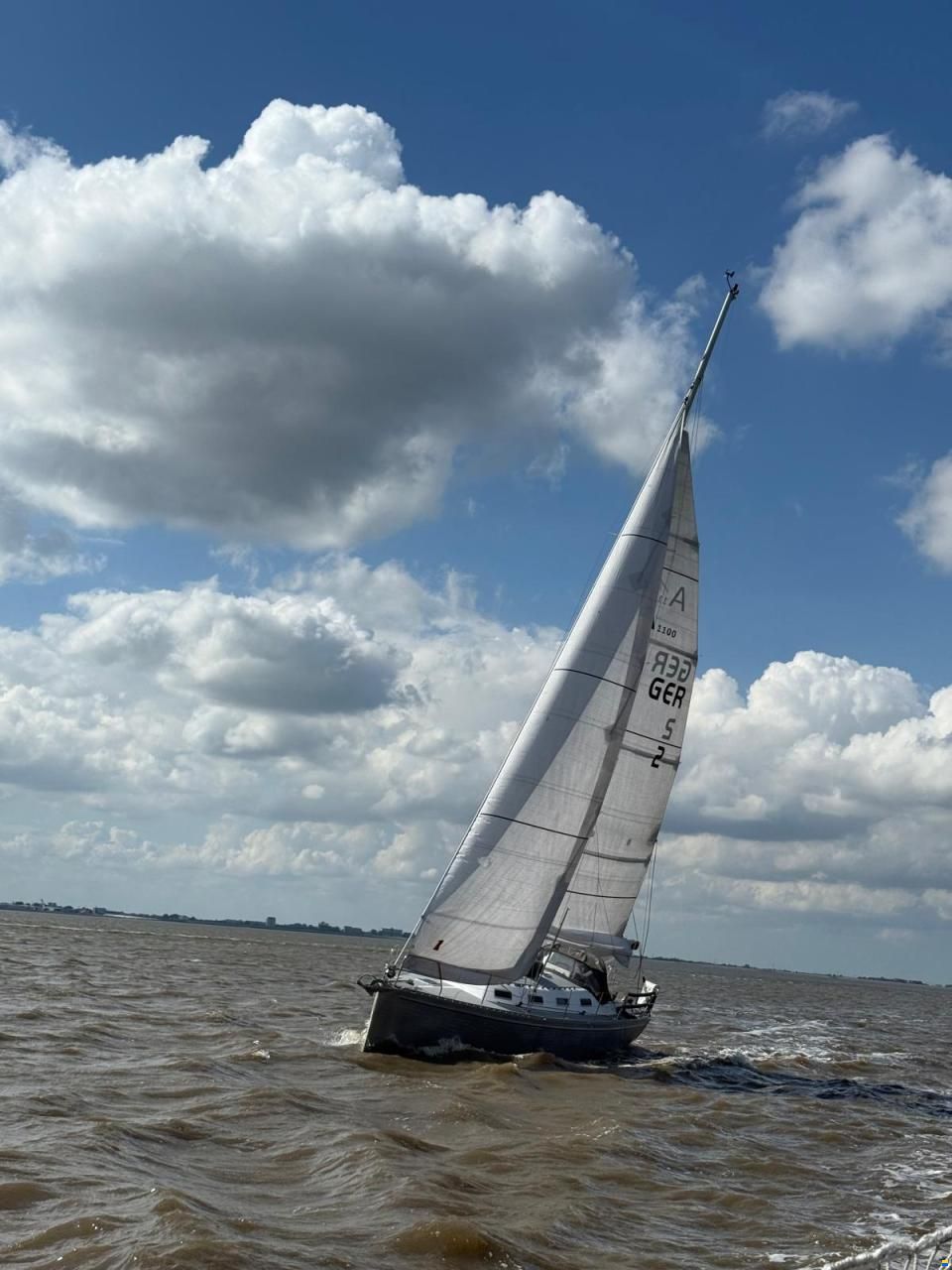 Asante 1100 Hubkiel