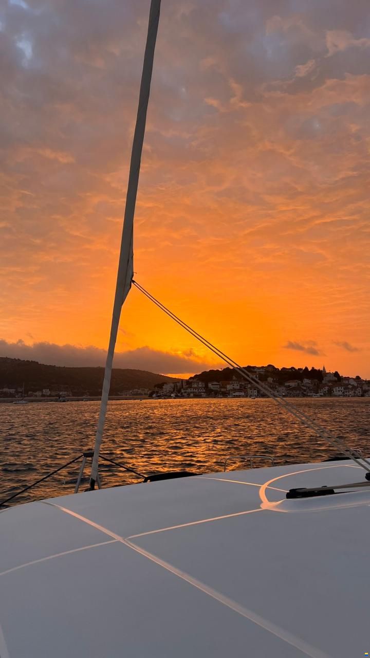 Lagoon 46