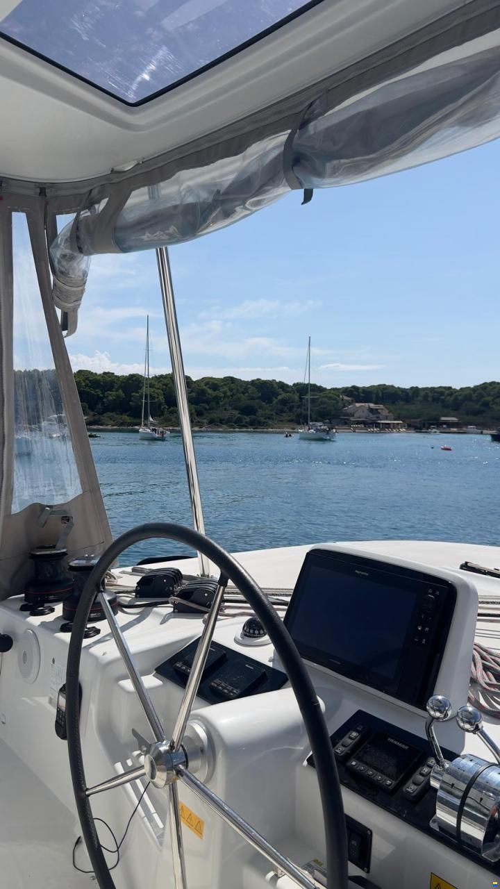 Lagoon 46