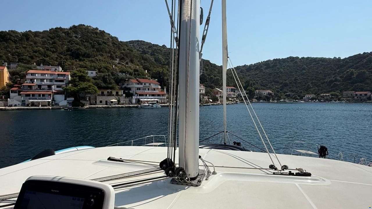Lagoon 46
