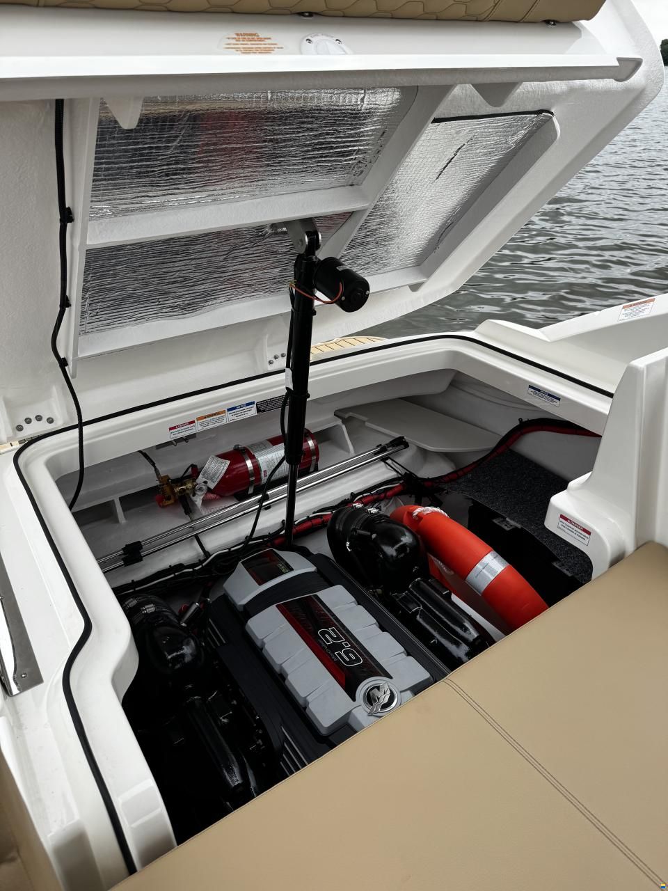 Sea Ray Sun Sport 250 SSE25E