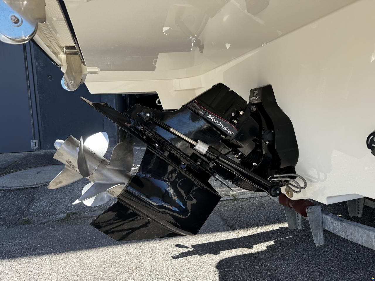 Sea Ray Sun Sport 250 SSE25E