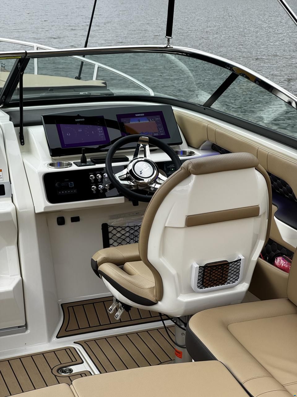 Sea Ray Sun Sport 250 SSE25E
