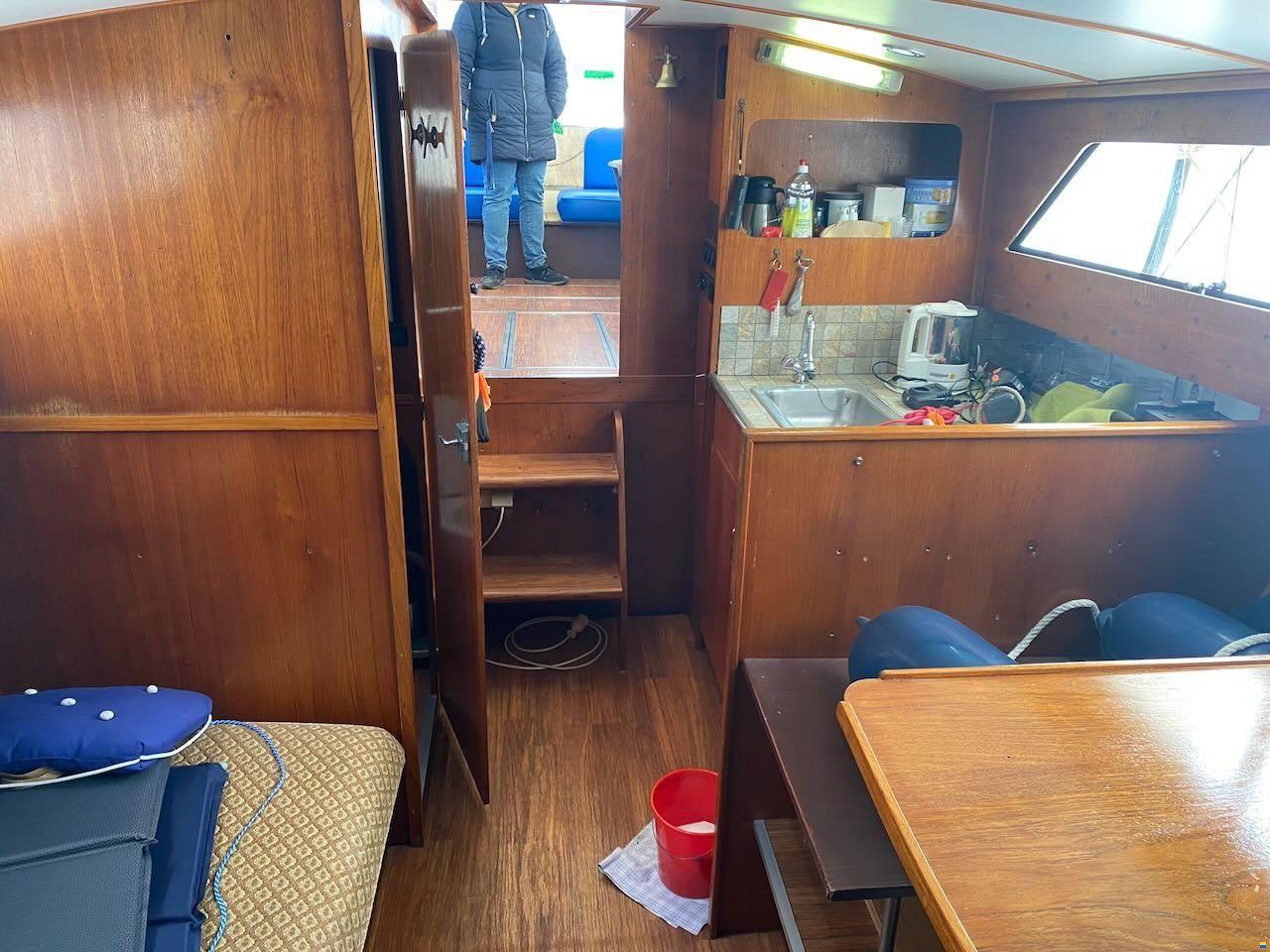 Chris Craft Express Cruiser 30