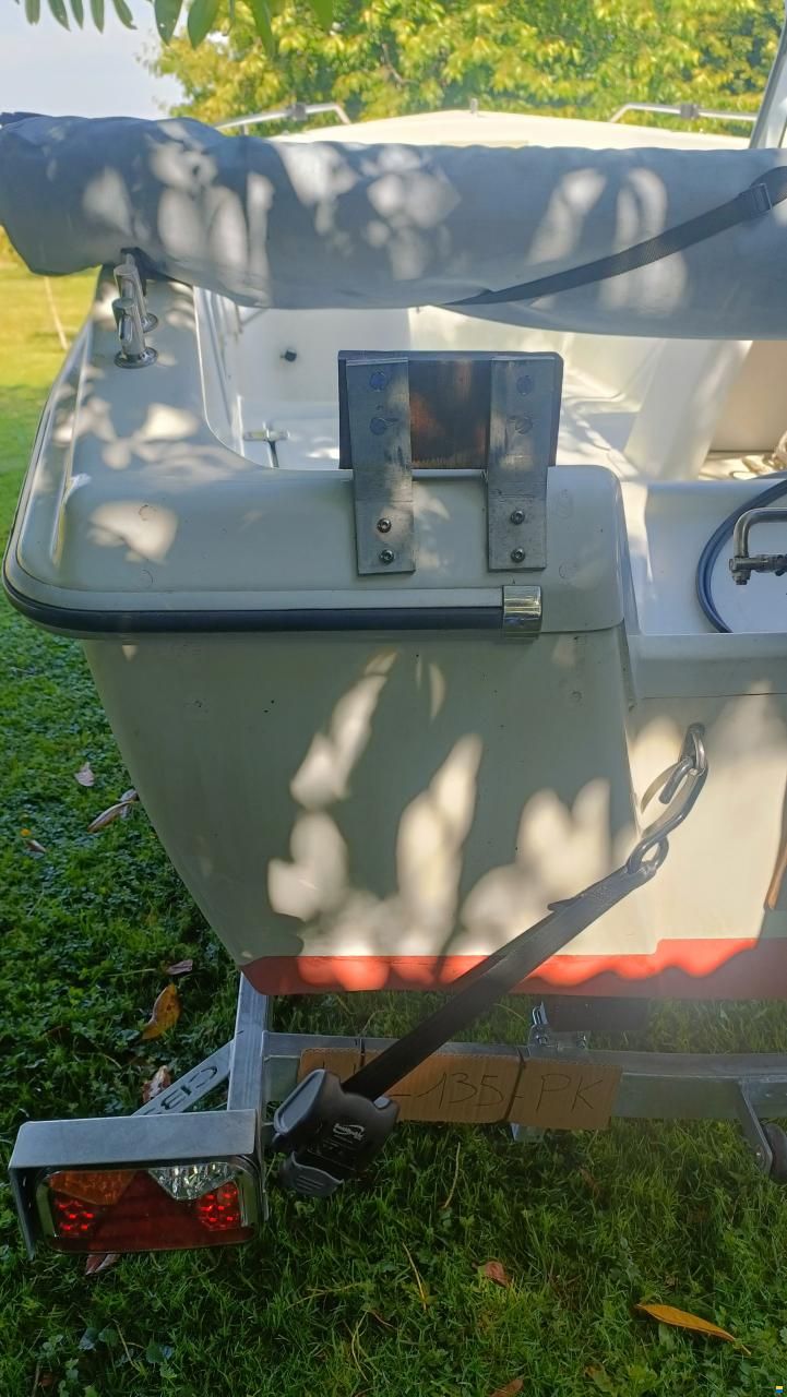 Hille Utility 465