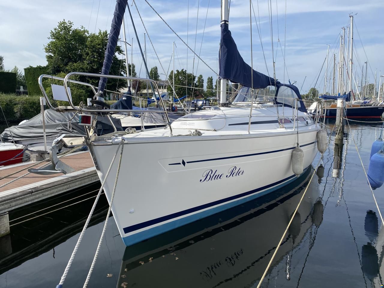 Bavaria 32