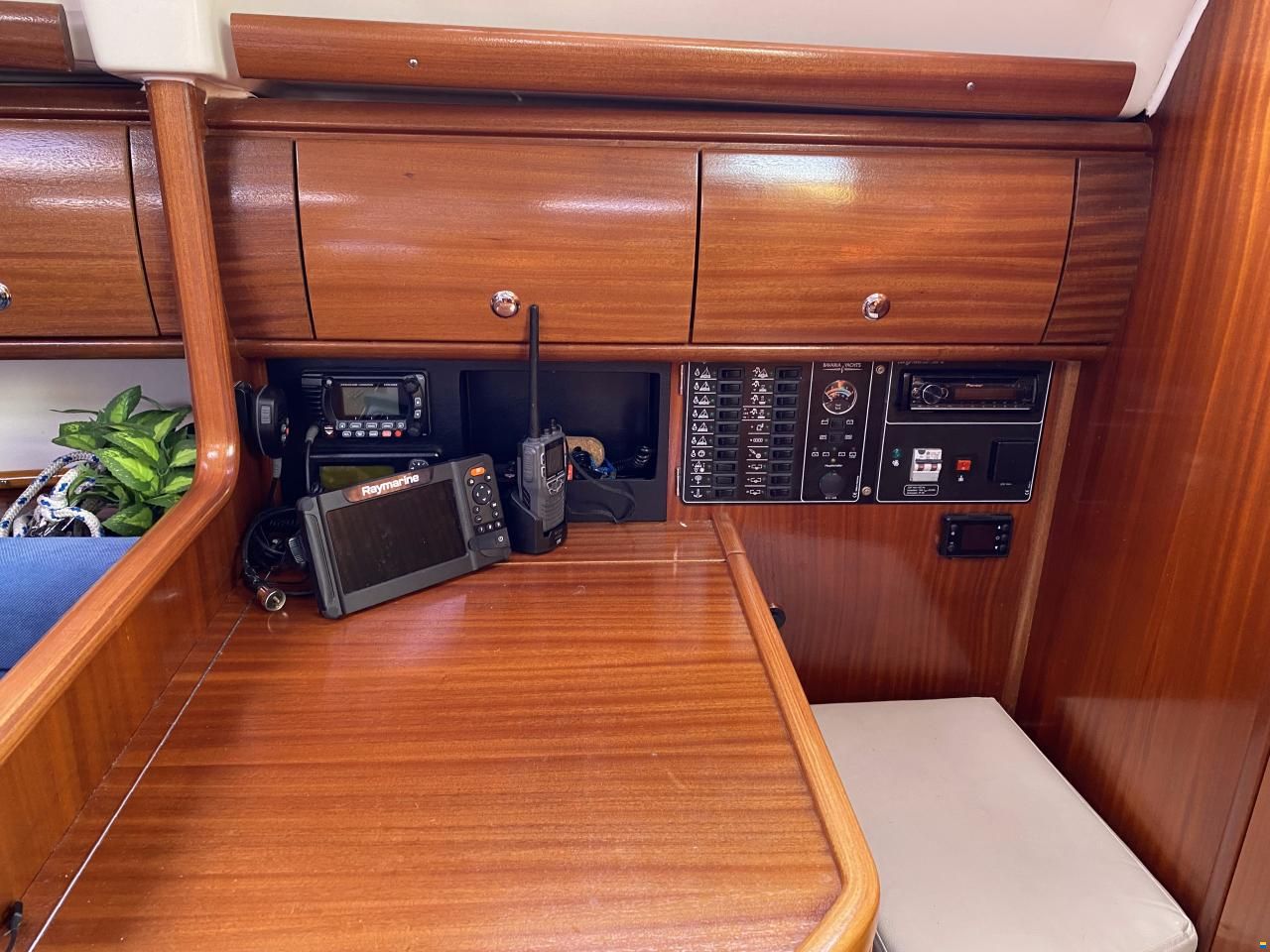 Bavaria 32