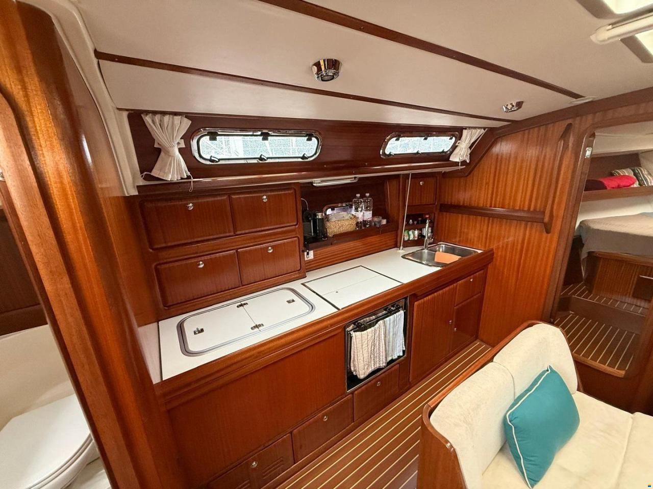 Bavaria 42