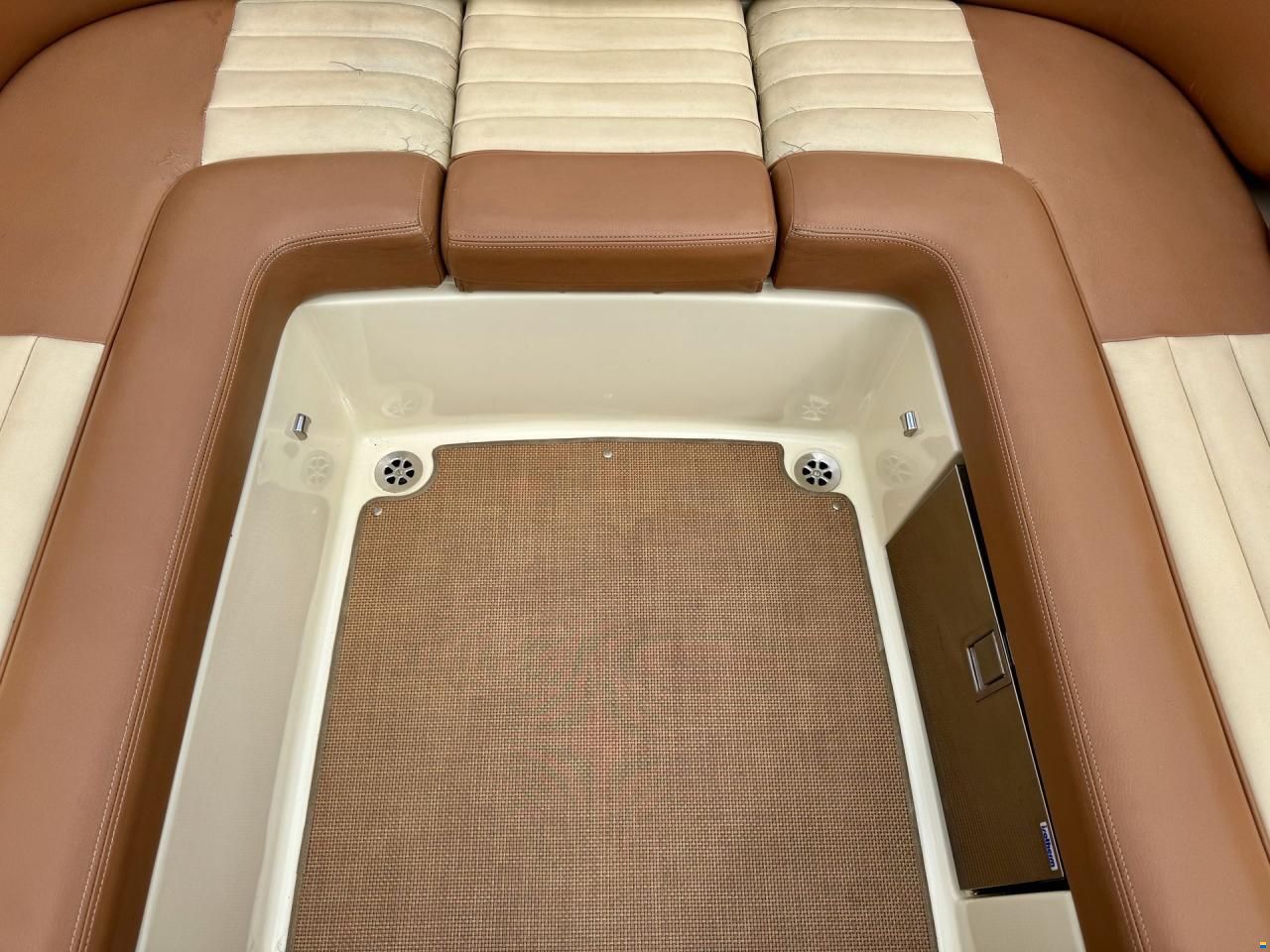 Chris Craft Launch 25