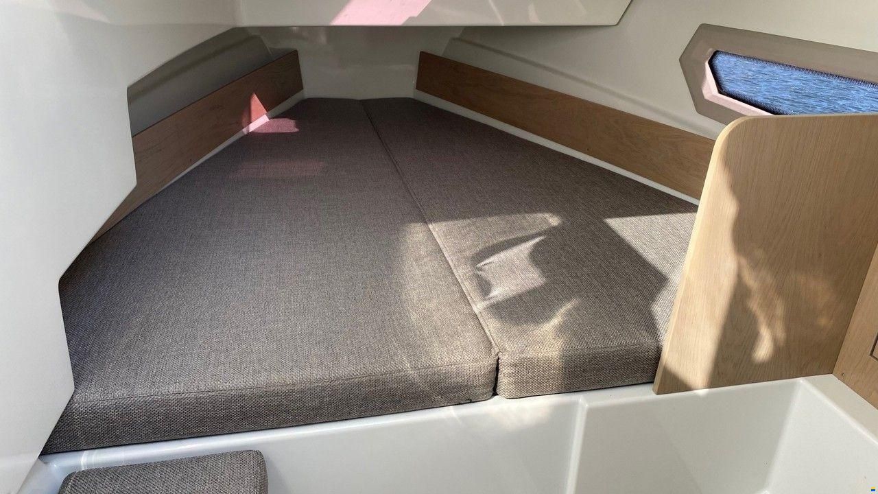 Quarken 27 Cabin