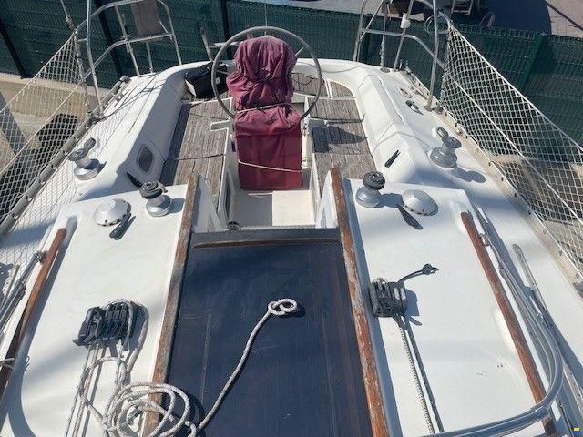 Beneteau Oceanis 350
