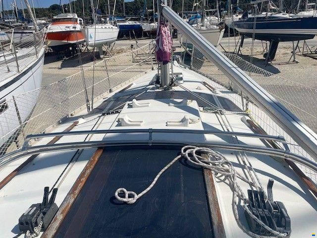Beneteau Oceanis 350