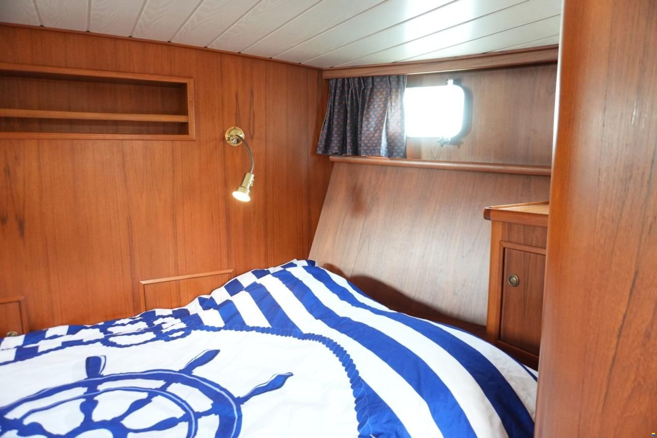 Monty Bank Kotter 41 AK Cabrio