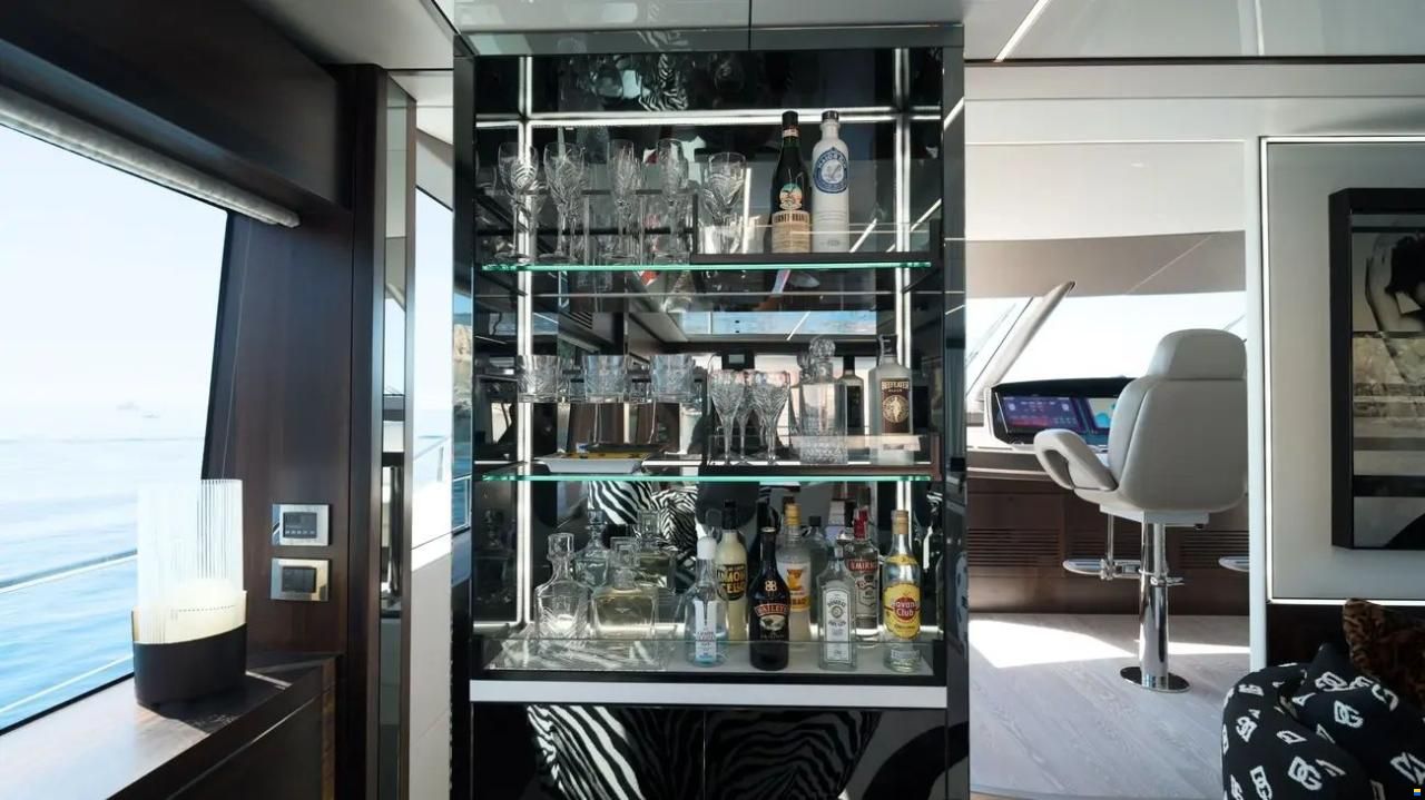 Sunseeker 76 Yacht