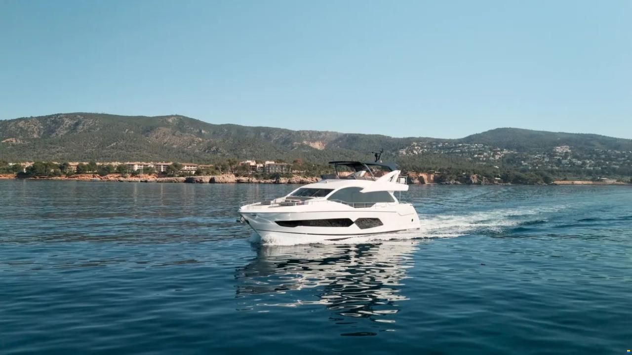 Sunseeker 76 Yacht