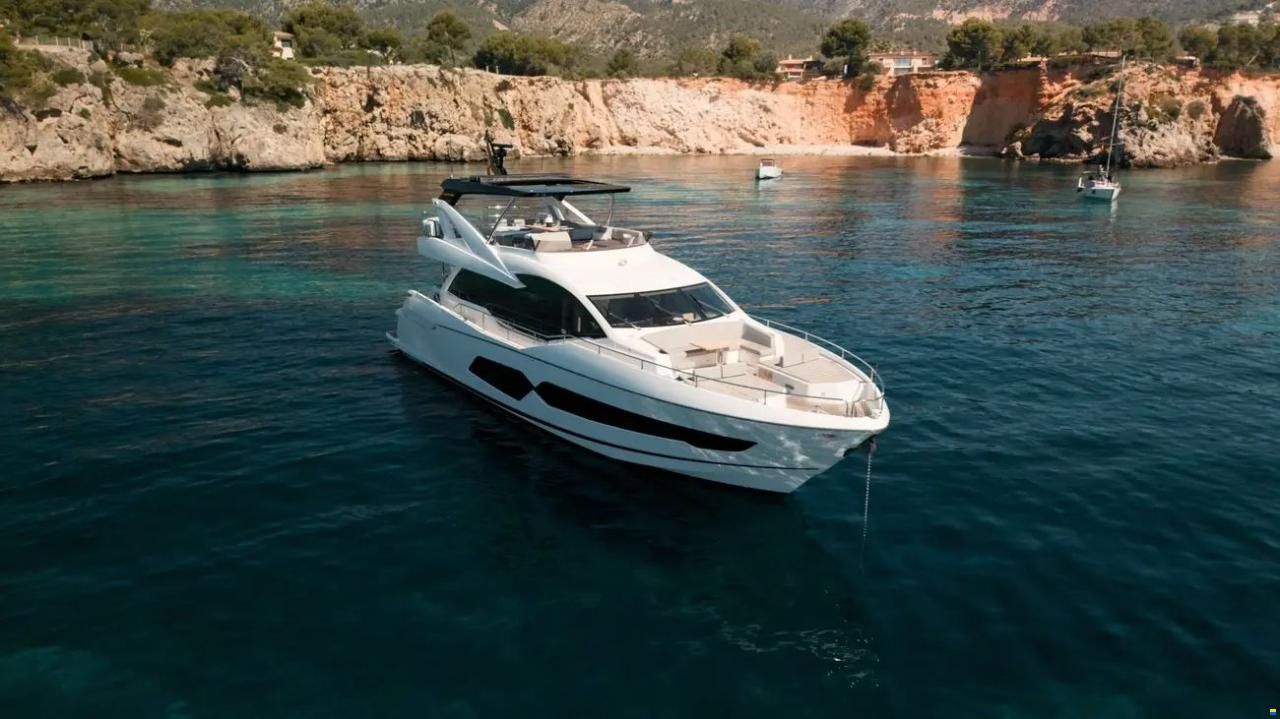 Sunseeker 76 Yacht