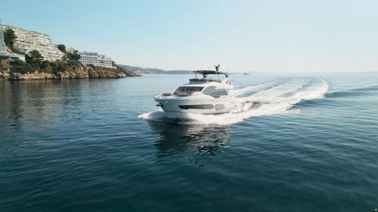 Sunseeker 76 Yacht