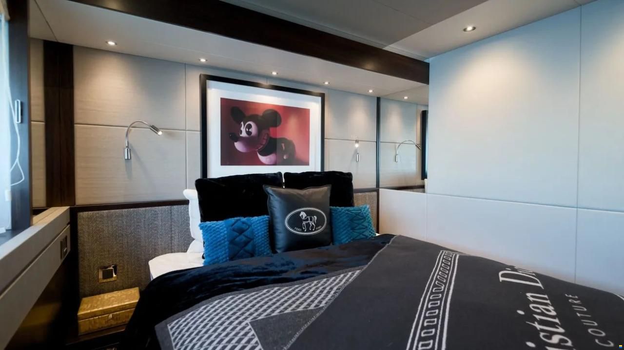 Sunseeker 76 Yacht