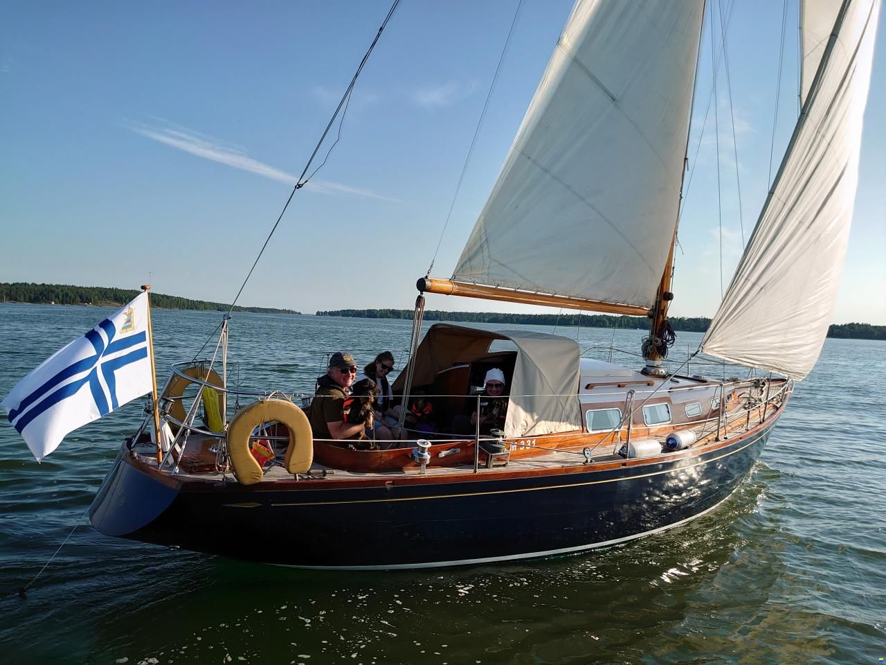 Hallberg-Rassy Mistral 33