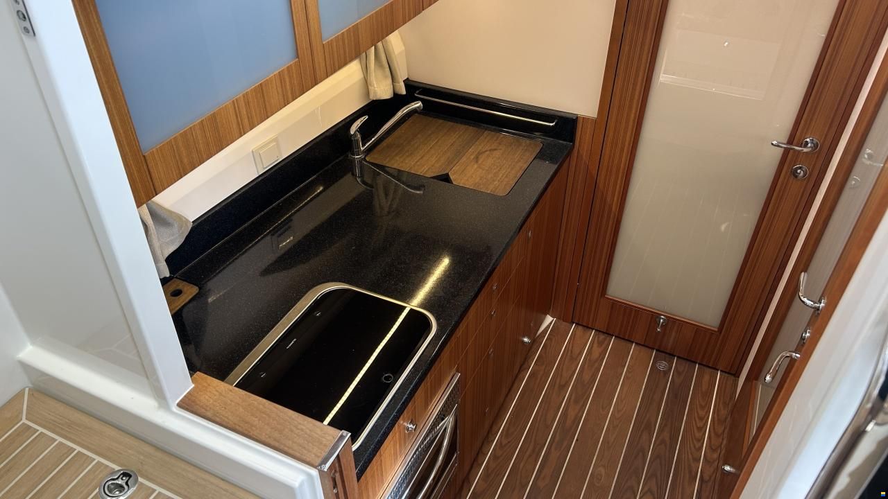 Marex 310 Suncruiser