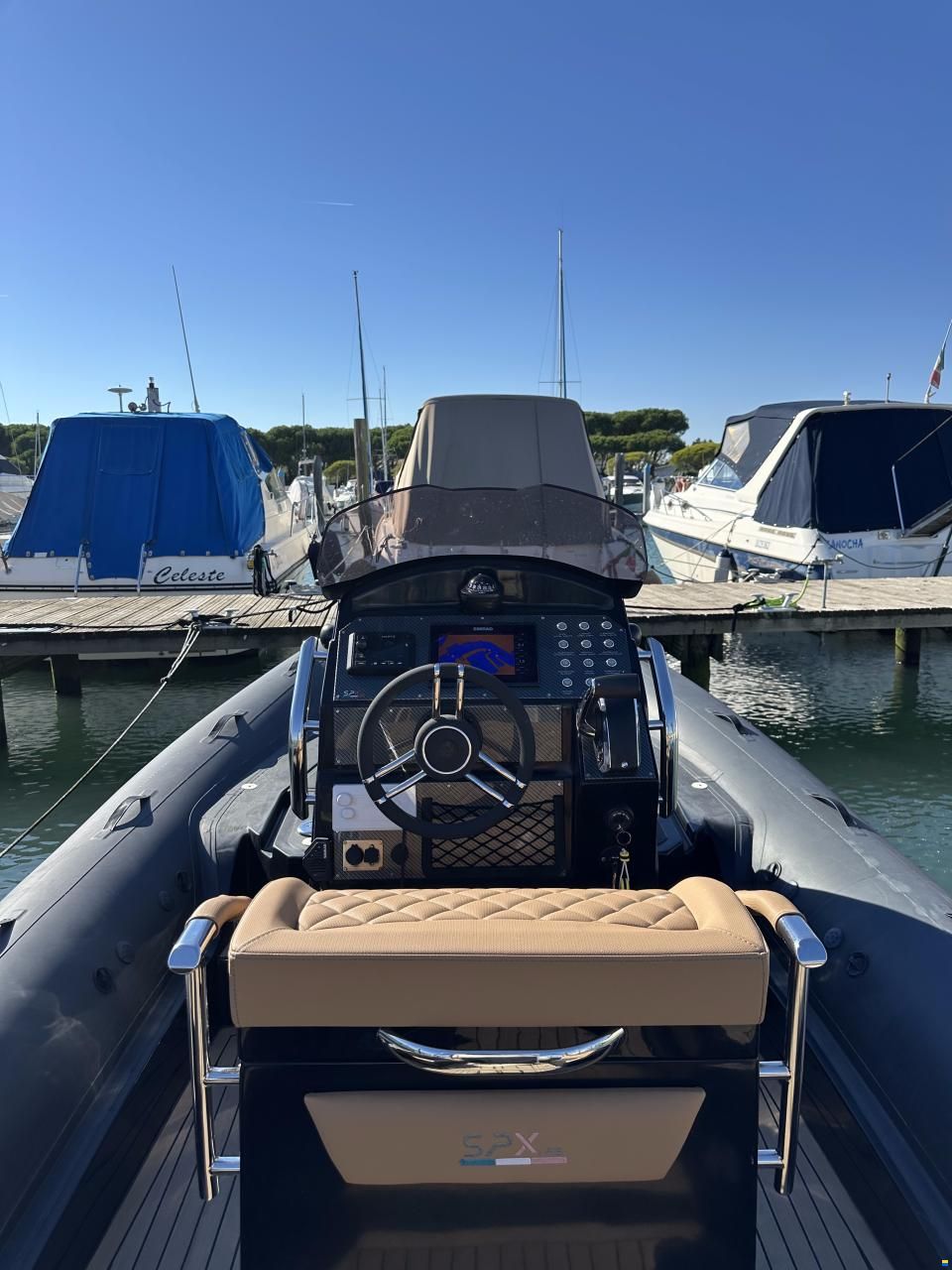 SPX Rib 24 Dinette