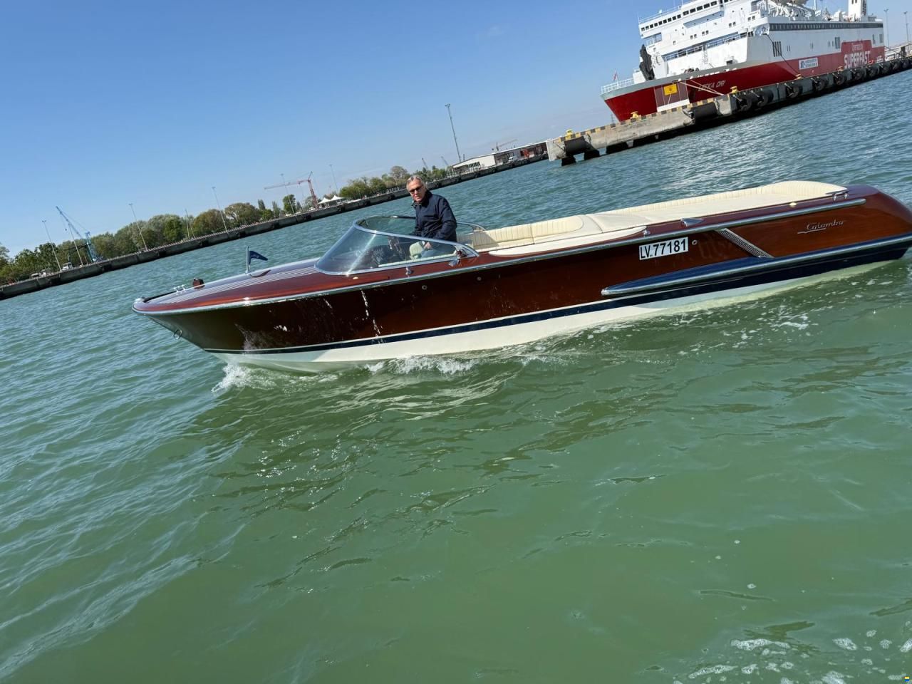 Columbus Yachts Super Junior 25