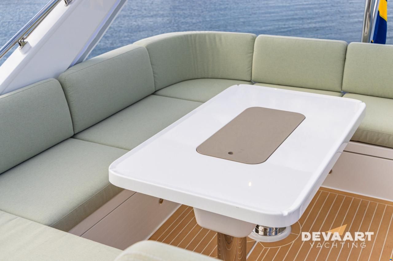 Nimbus 495 Flybridge
