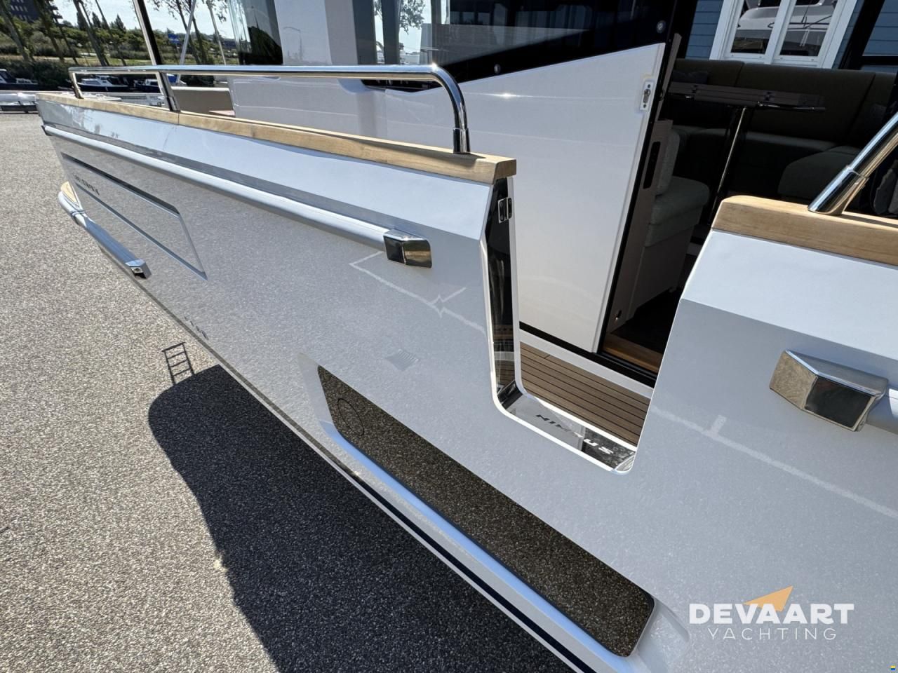Nimbus 495 Flybridge