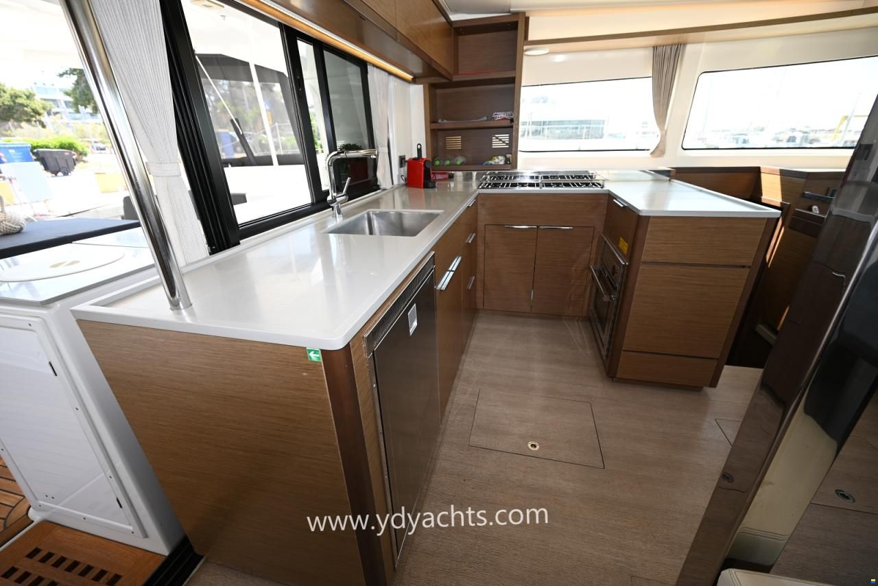 Lagoon 46