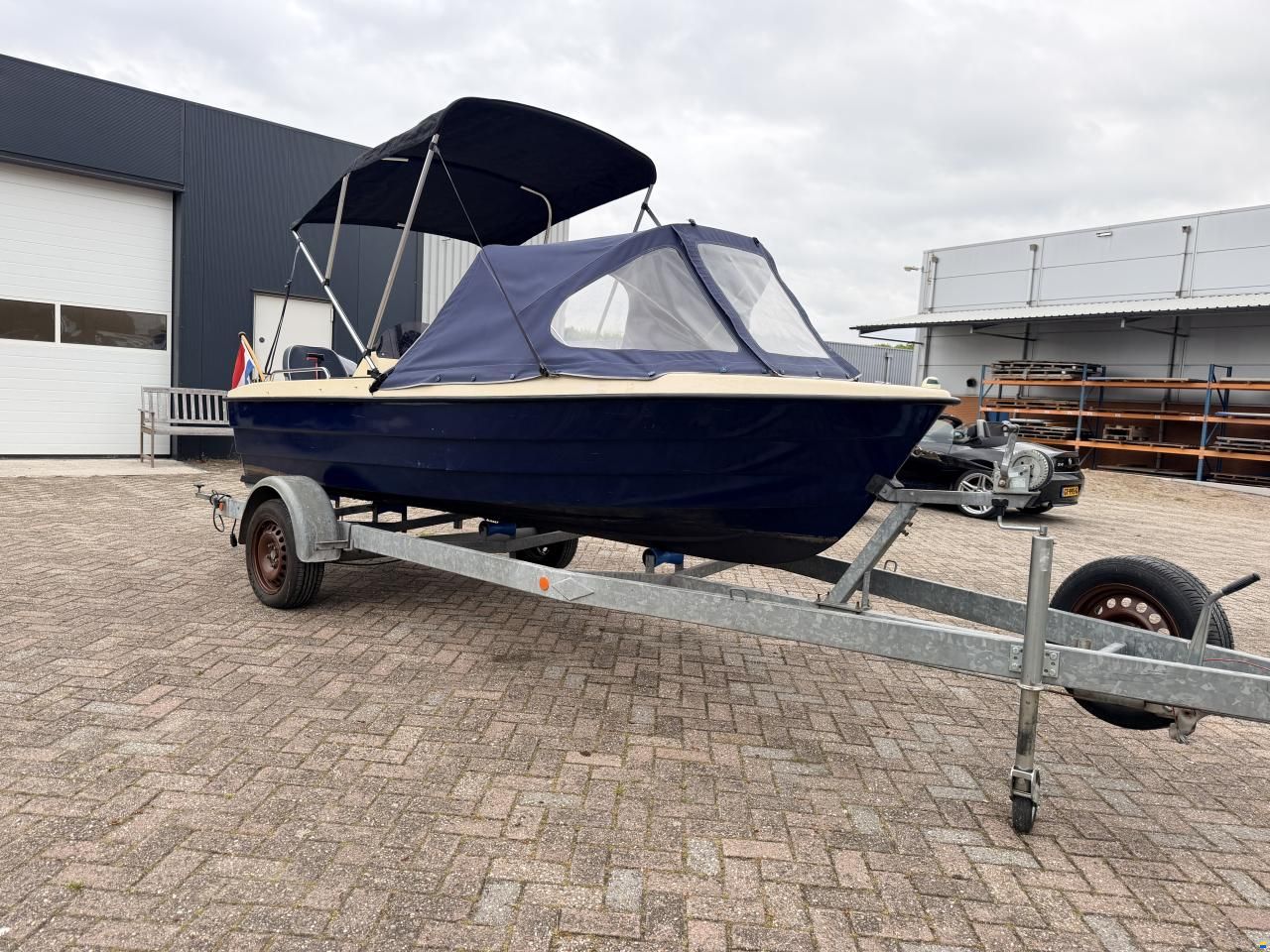 Onbekend Stabiele Motorboot Sloep