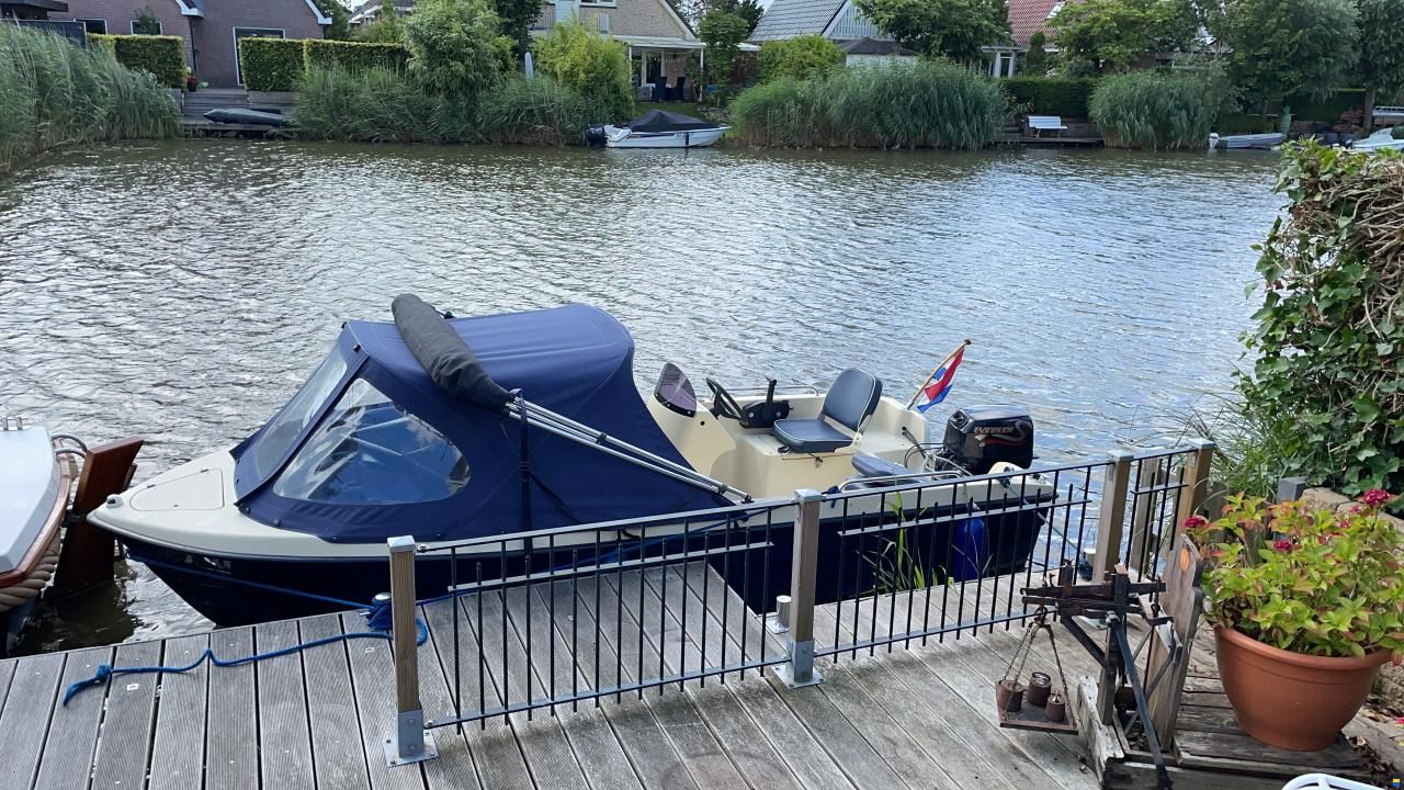 Onbekend Stabiele Motorboot Sloep