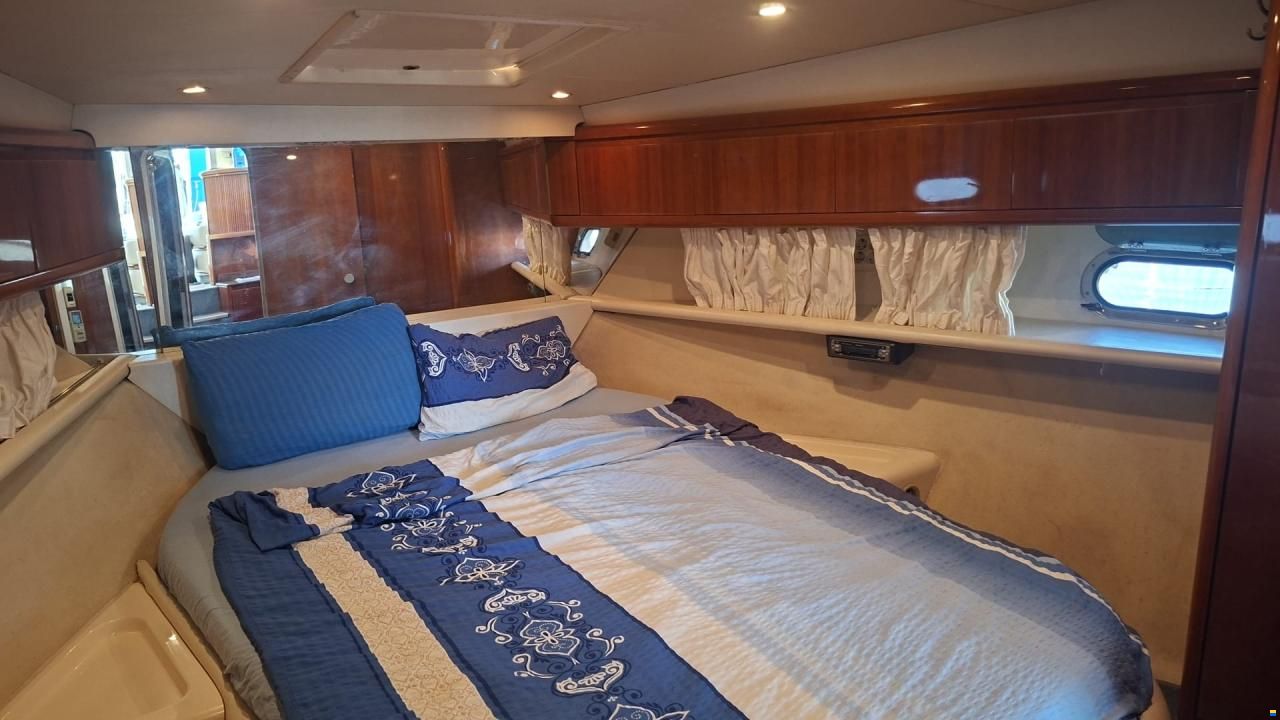 Azimut 40