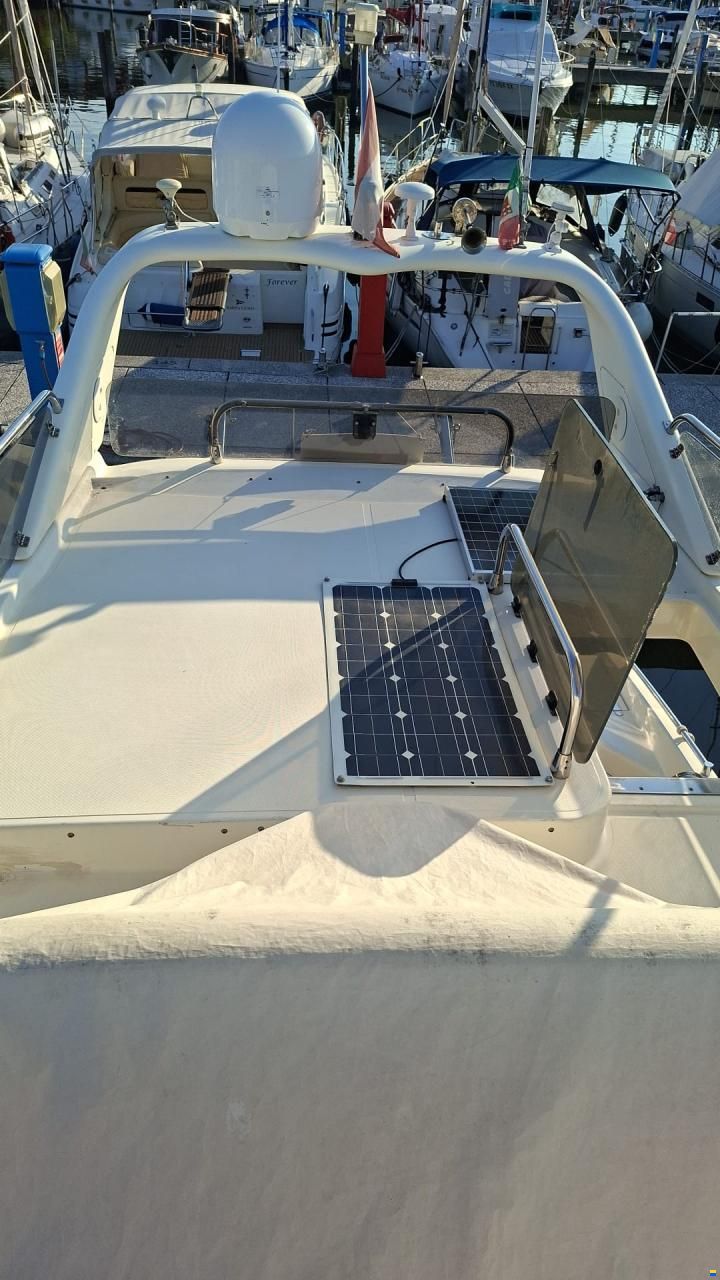 Azimut 40