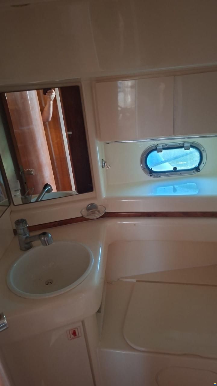 Azimut 40