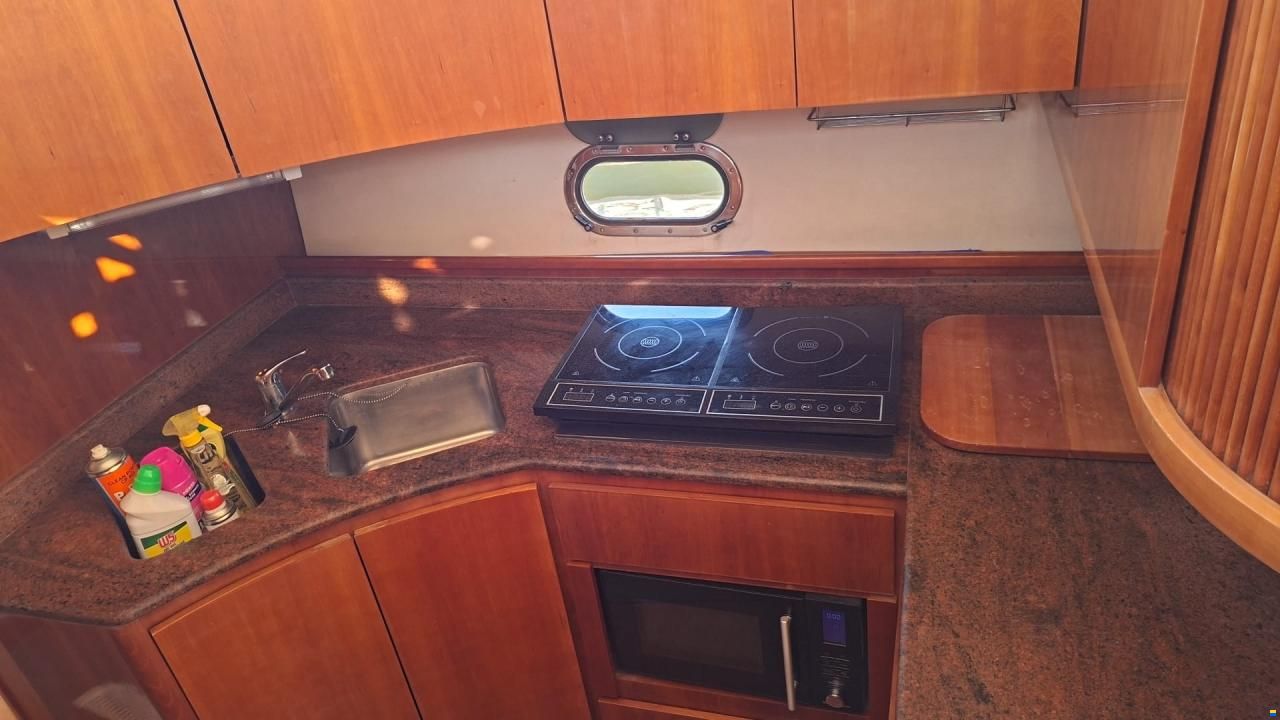 Azimut 40