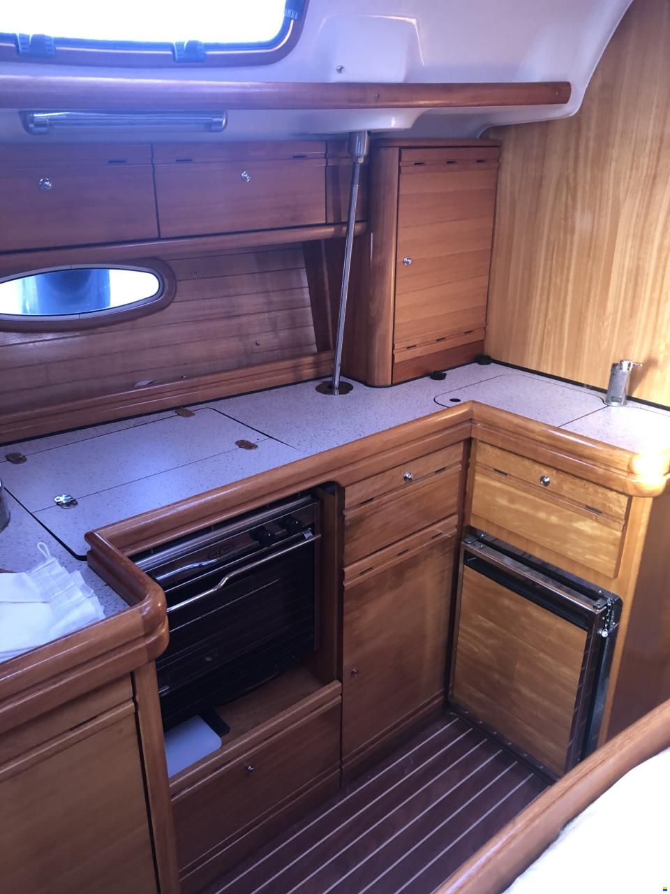 Bavaria 42 Cruiser