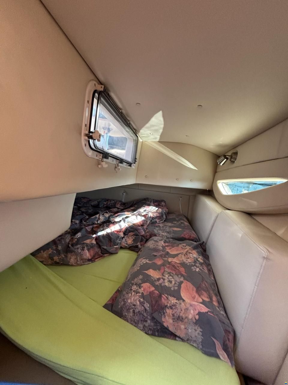 Larson Cabrio 857