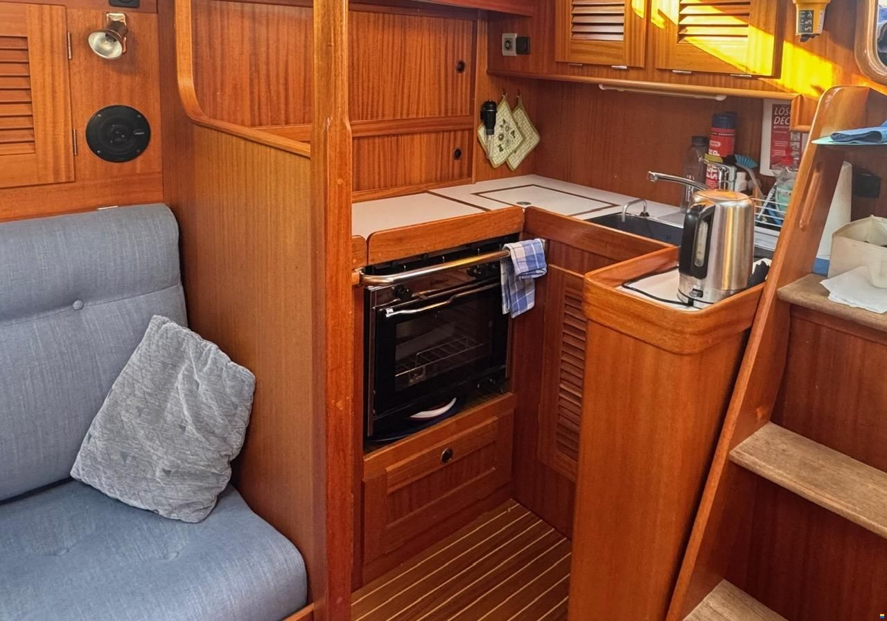 Hallberg-Rassy 39 Mk II