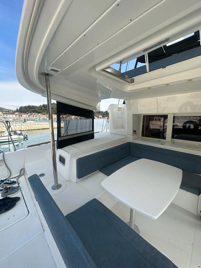 Lagoon 450F