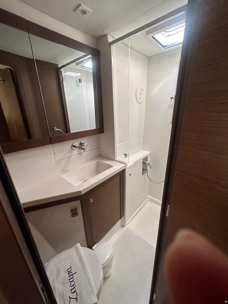 Lagoon 450F