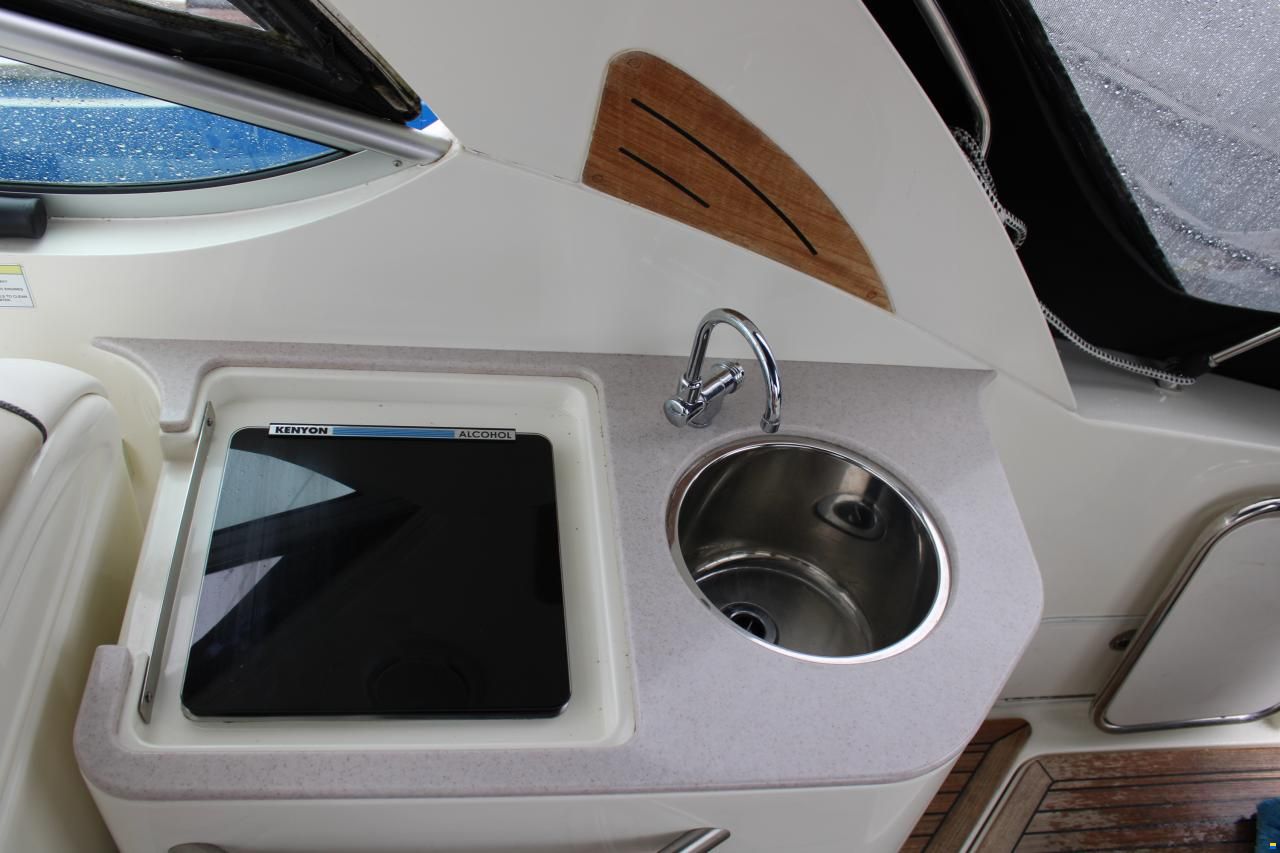 Sea Ray Sundancer 305 DA