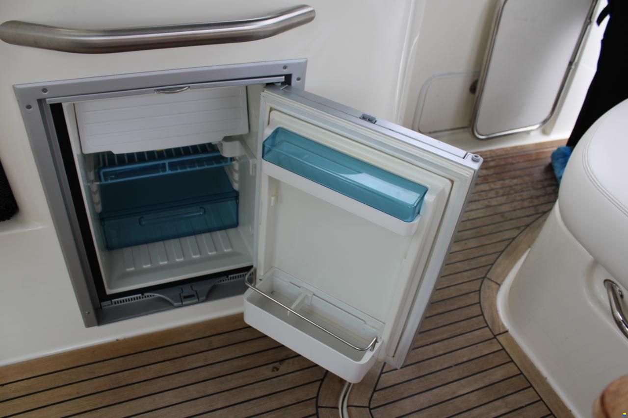 Sea Ray Sundancer 305 DA