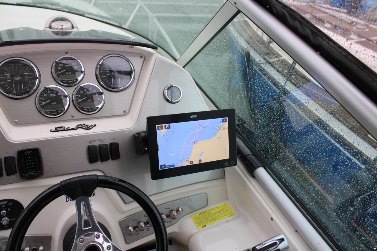 Sea Ray Sundancer 305 DA