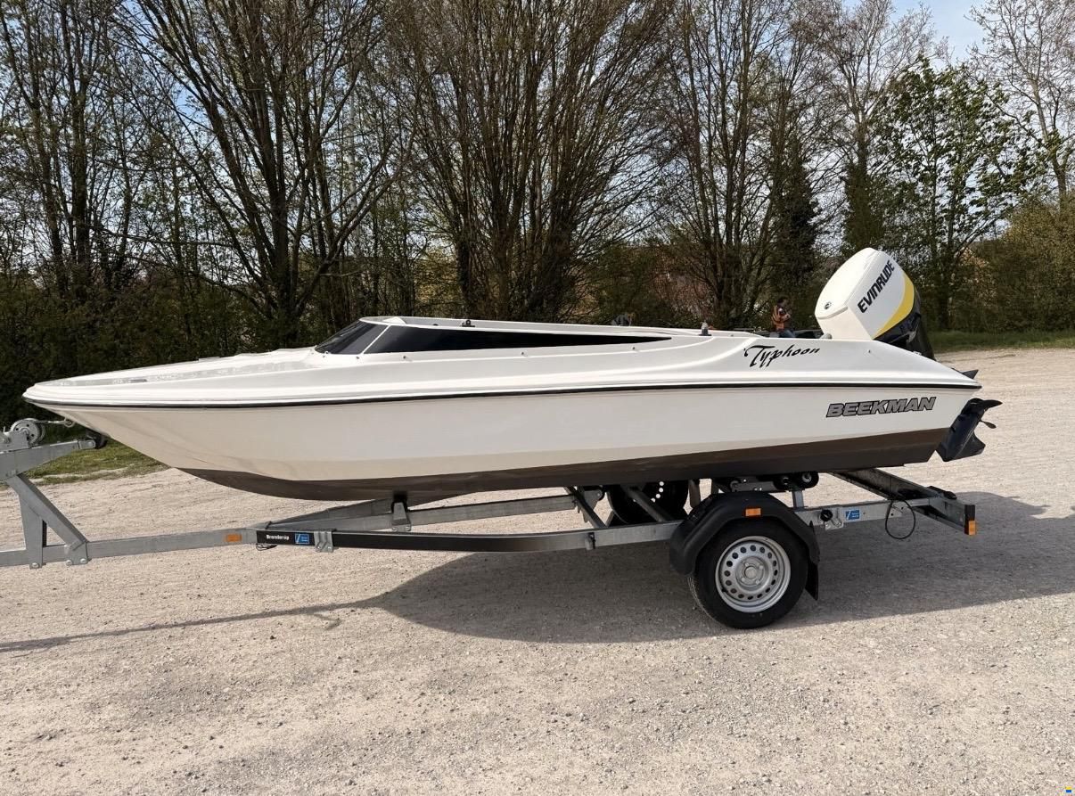 Beekmann Typhoon