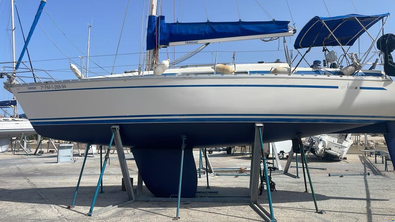 Bavaria 38 Cruiser