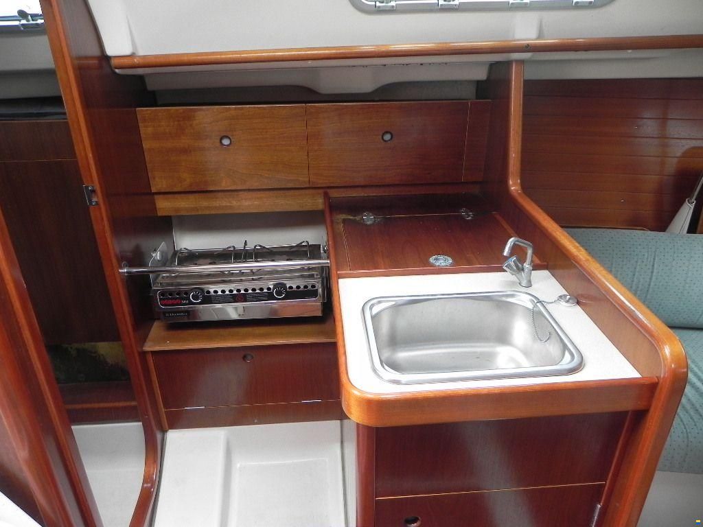 Beneteau Oceanis 281