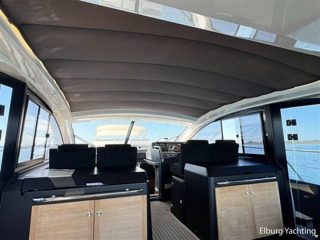 Sealine SC42 Custom
